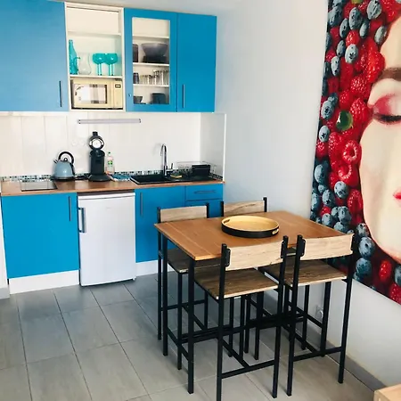 Naturiste Paulana Port Ambonne 314 آجد